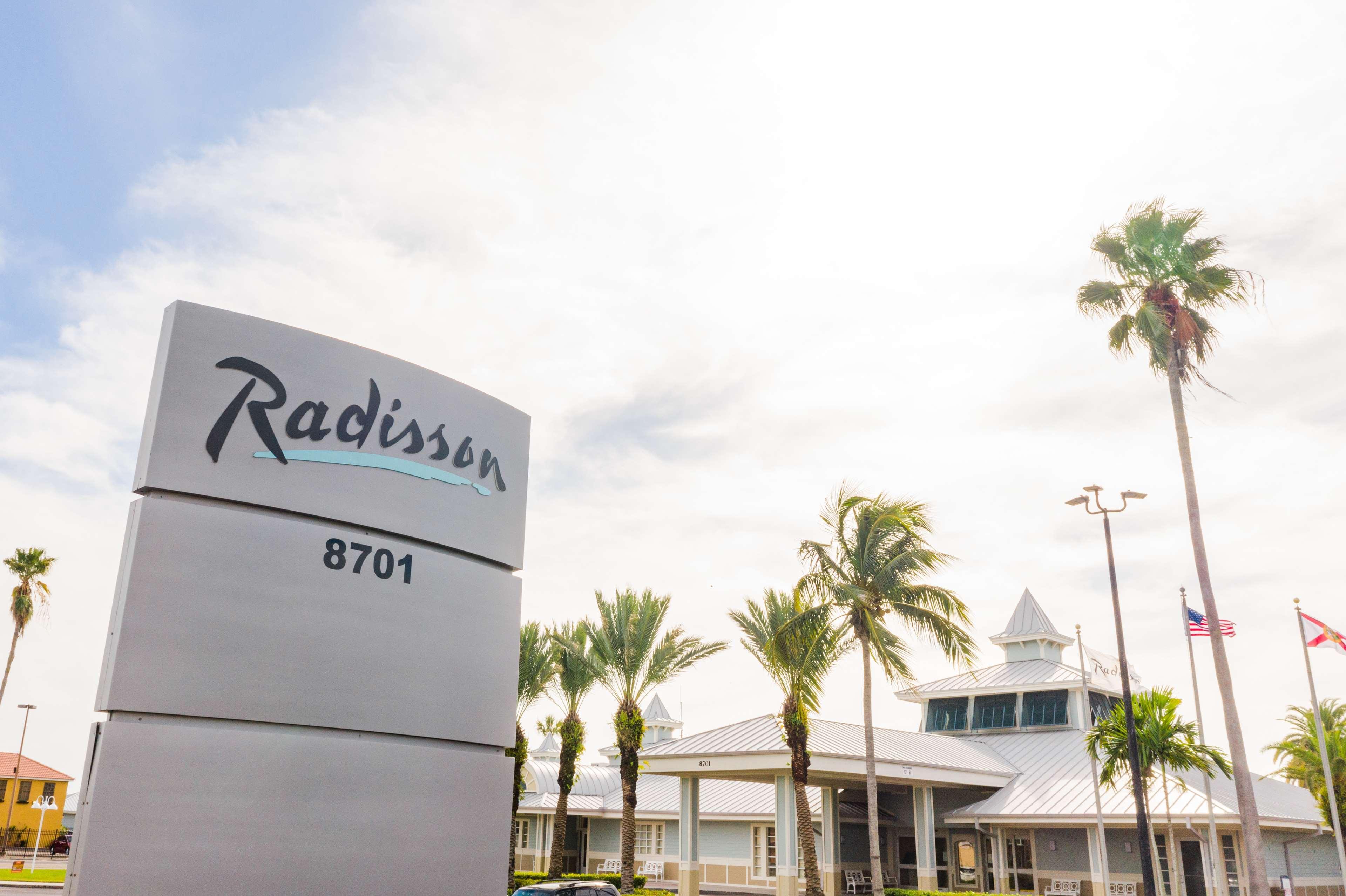 Radisson Resort At The Port Cape Canaveral Exteriör bild